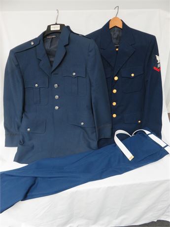 US Military Jackets - SIZE 38R