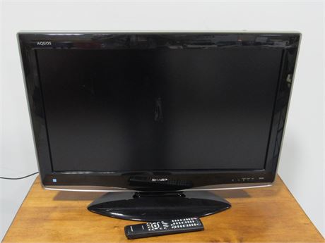 Sharp Aquos 32" Flat Panel LCD TV with Remote