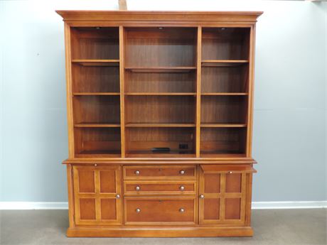 Stanley Furniture Desk / Bookcase