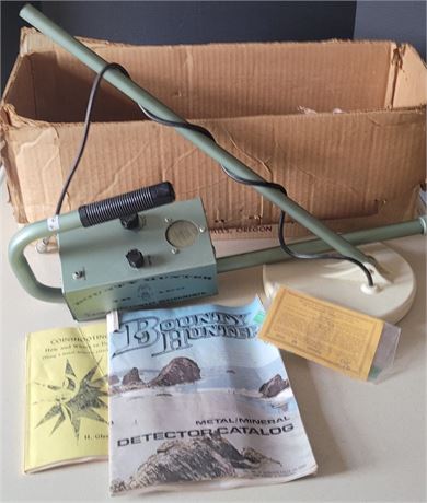 Vintage Metal Detector with Original Packaging and Information Guides