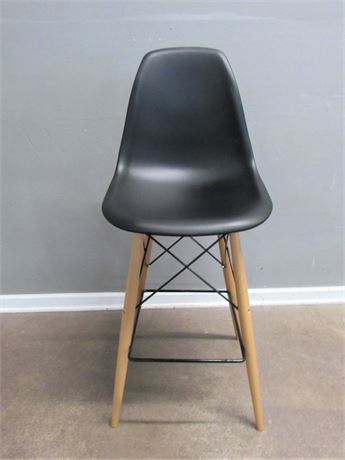 NEW - Bar Stool Molded Seat with Wood Legs and Black Metal Bracing