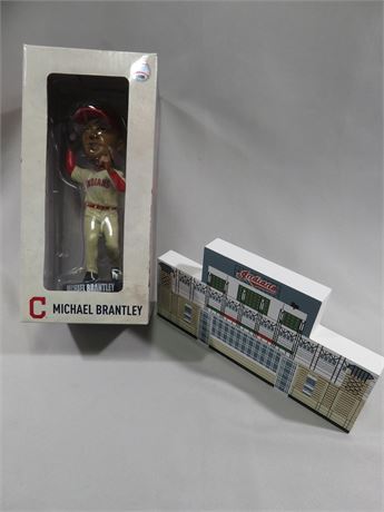 CLEVELAND INDIANS Michael Brantley Bobblehead & Jacobs Field Cats Meow Block