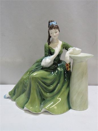 Vintage Royal Doulton Figurine - Secret Thoughts HN2382 - 1970