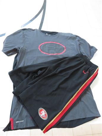 NIKE Men's San Francisco 49ers T-Shirt & Shorts