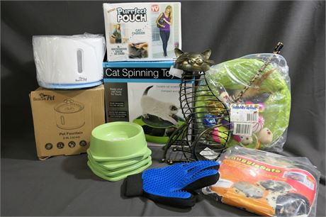 Beacon Pet Fountain for Cats Plus more in this Lot of 7