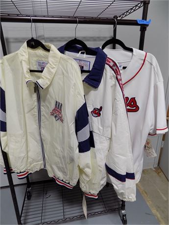 Cleveland Indians Coats and Windbreakers