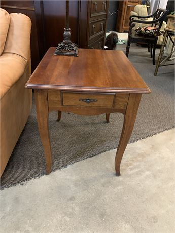 ETHAN ALLEN Wood End Table