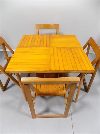 Telescope Table & Chairs