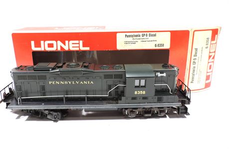 LIONEL Pennsylvania GP-9 Die Cast Diesel Engine 6-8358