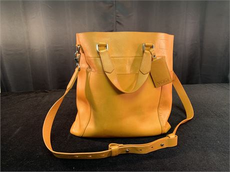 Vintage TUMI Leather Tan Travel Bag