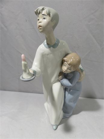 LLADRO Brother & Sister Candle Holder Figurine