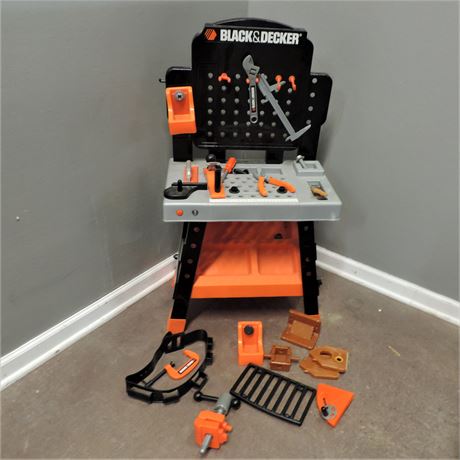 Black & Decker Childs Tool Bench with Tools