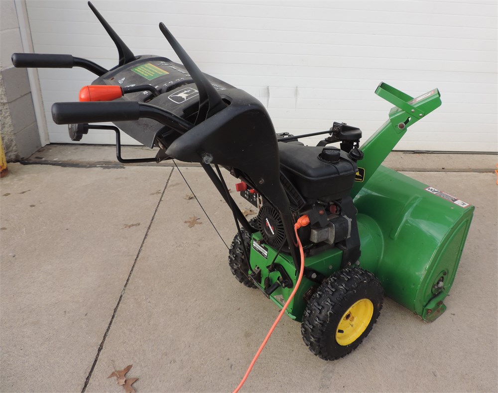 Transitional Design Online Auctions - JOHN DEERE Self Propelled 724D ...