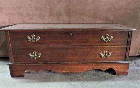 Lane Legacy Love Chest with Keys