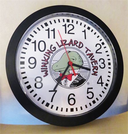 WINKING LIZARD Tavern Wall Clock