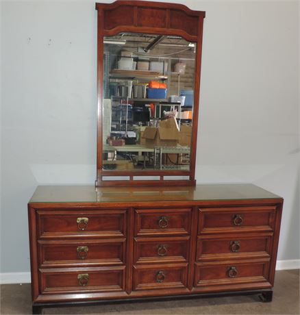 THOMASVILLE Solid Wood Dresser / Mirror