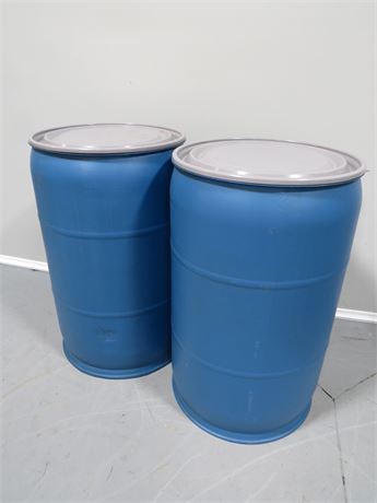 55 Gallon Plastic Drums