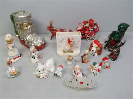 Christmas/Holiday Collectibles/Display Lot - 16 Pieces