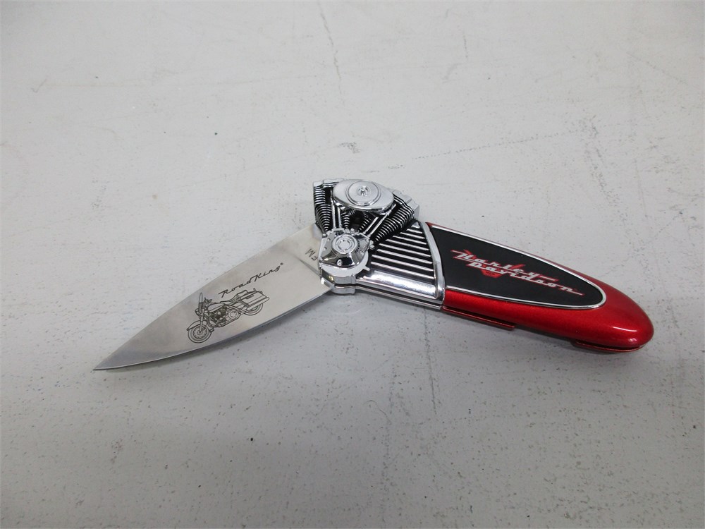 Transitional Design Online Auctions - Harley Davidson Knife Collection