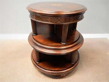 Wood / Round Accent Swivel Table