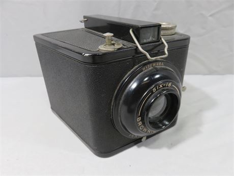 Vintage Kodak Brownie Special Six-16 Camera