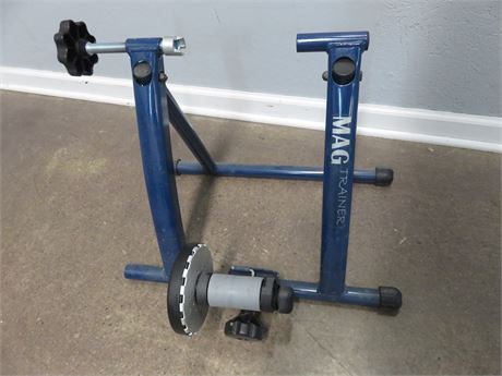 MAG TRAINER Bicycle Stand