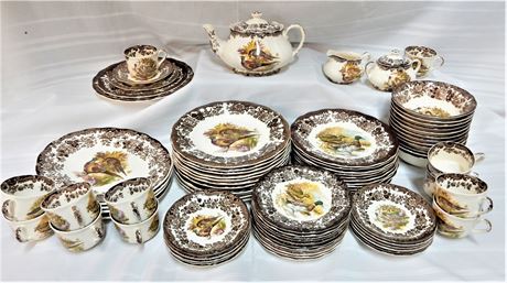 Royal Worcester Group / Palissy Of England Plates / Game Series / Set (76)