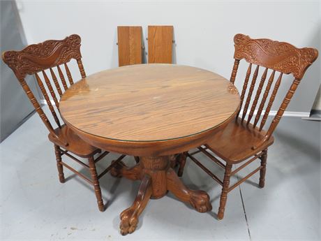 Oak Claw Foot Dining Table w/Chairs