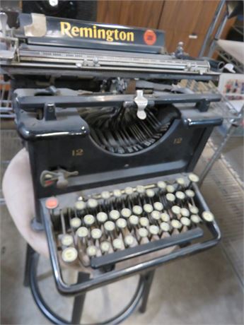 Antique REMINGTON Typewriter