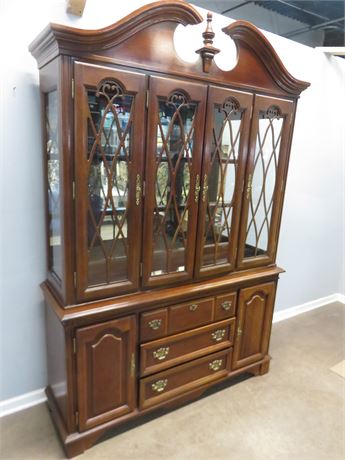 LEXINGTON Chippendale Style China Hutch