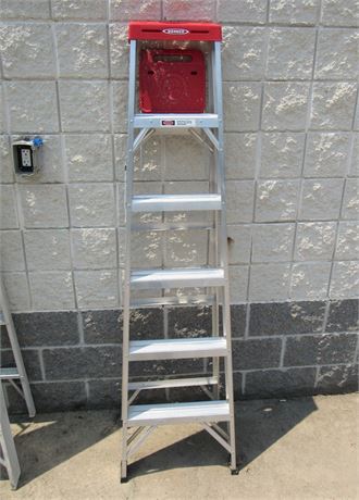 Werner 6' Type III Light Household Duty Aluminum Step Ladder