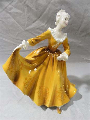 1970 ROYAL DOULTON Kirsty Figurine