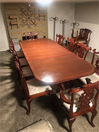 Chippendale Style Classic Dining Table and Chairs