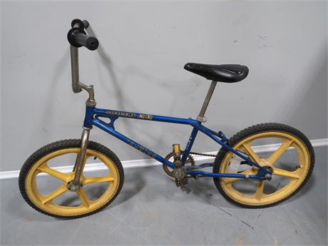 SCHWINN Scrambler 36-36 Bicycle