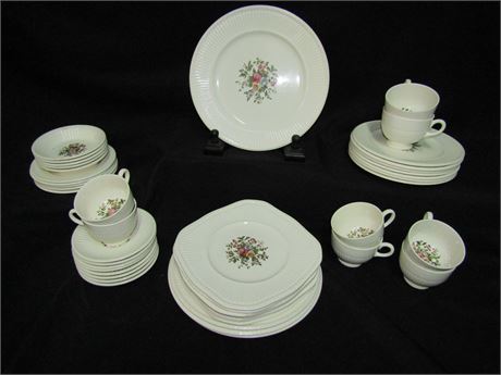 Wedgwood "Conway" China Collection,