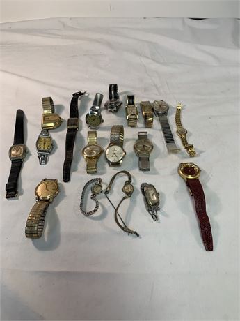 Lot of 18 Watches/Tie Clasp