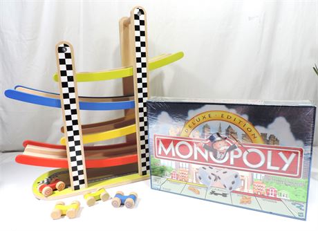 New MONOPOLY Deluxe Edition Game / Race Car Track