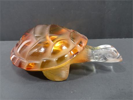 LALIQUE Art Glass Caroline Tortoise Figurine