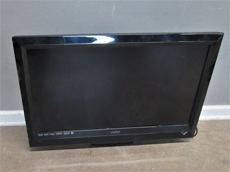 Vizio 32" Flat Panel TV