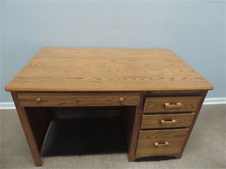 BUTLER COMPANY Solid Oak Desk
