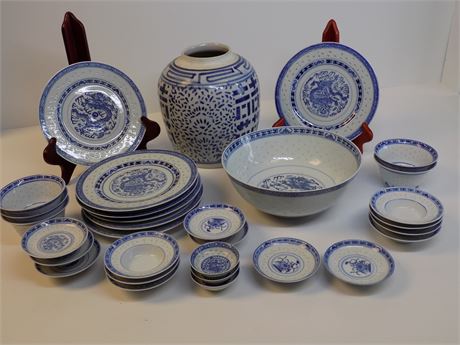 Chinese Style Blue & White Dinner Services