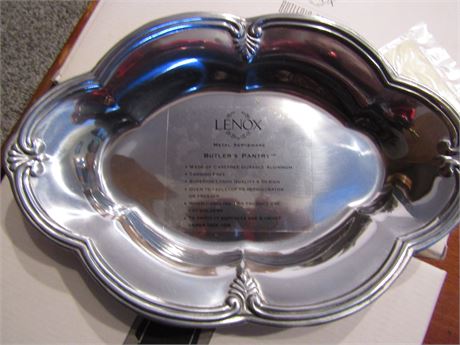 Lenox Butler's Pantry 9 Inch Sculpted Metal Small Serving Tray, set of 2