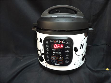 New DISNEY INSTANT POT Pressure Cooker