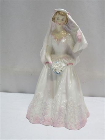 Vintage Royal Doulton Figurine - The Bride HN2166 - 1955