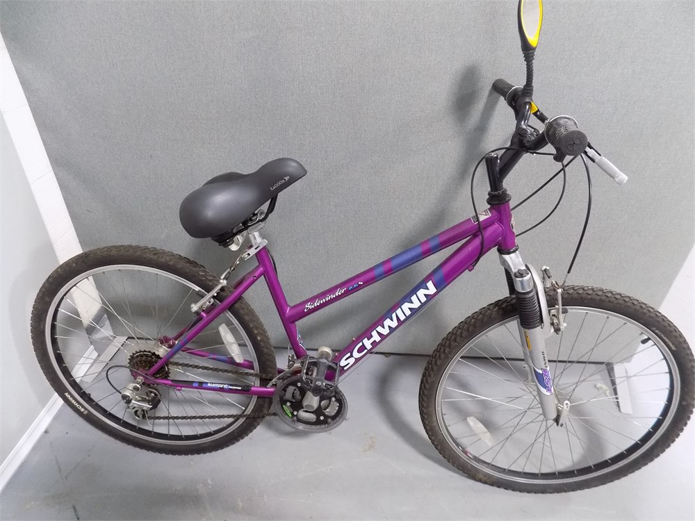 Transitional Design Online Auctions Schwinn Sidewinder Women s Bike