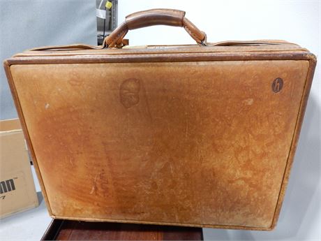 Hartmann Briefcase