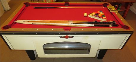 Vintage 6 ft. Pool Table Valley Mfg Co.