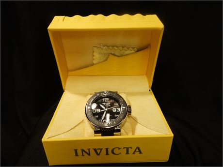 Invicta Men's 21518 Pro Diver Analog Japanese Quartz Black Watch