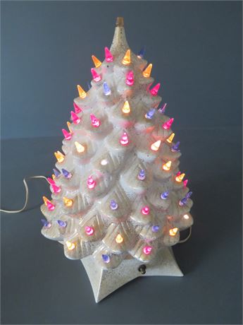 Vintage Mid-Century Holland Mold White Ceramic Christmas Tree