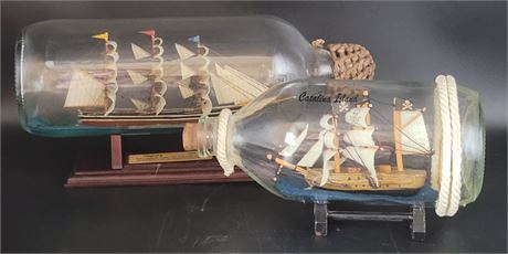 Vintage Lot of 2 Mini Ships Built in Glass Bottles